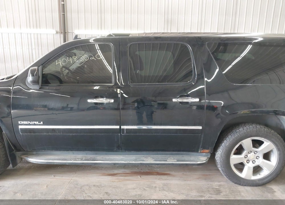 2011 GMC YUKON XL 1500 DENALI VIN: 1GKS2MEF0BR279508
