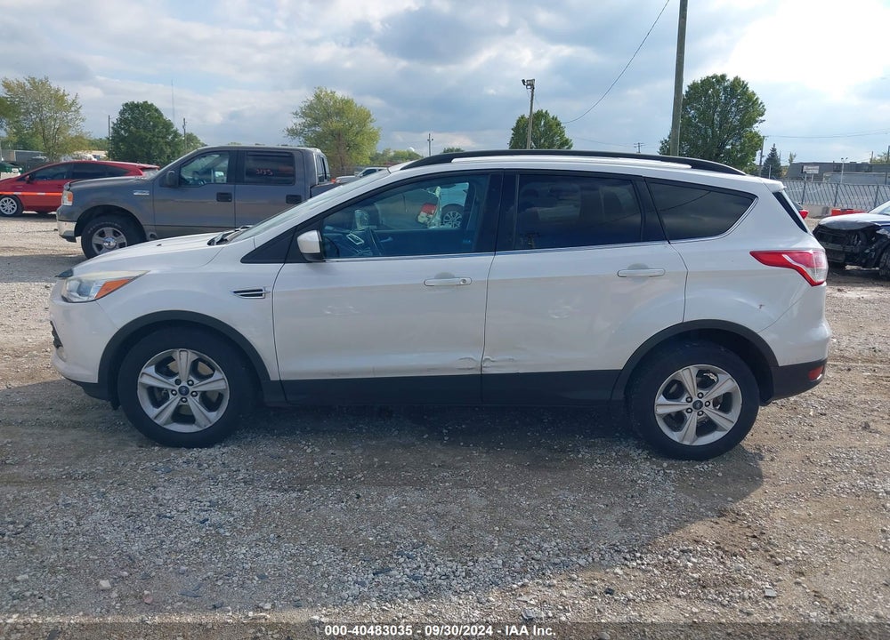 2015 FORD ESCAPE SE VIN: 1FMCU9G97FUA70571