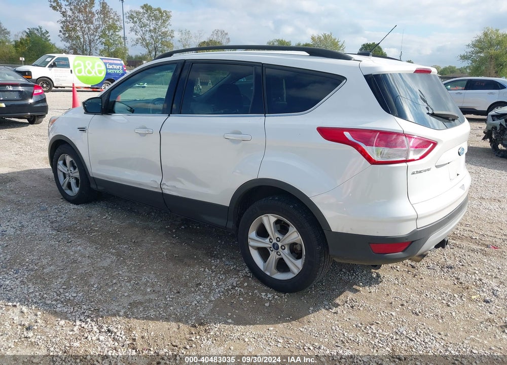 2015 FORD ESCAPE SE VIN: 1FMCU9G97FUA70571