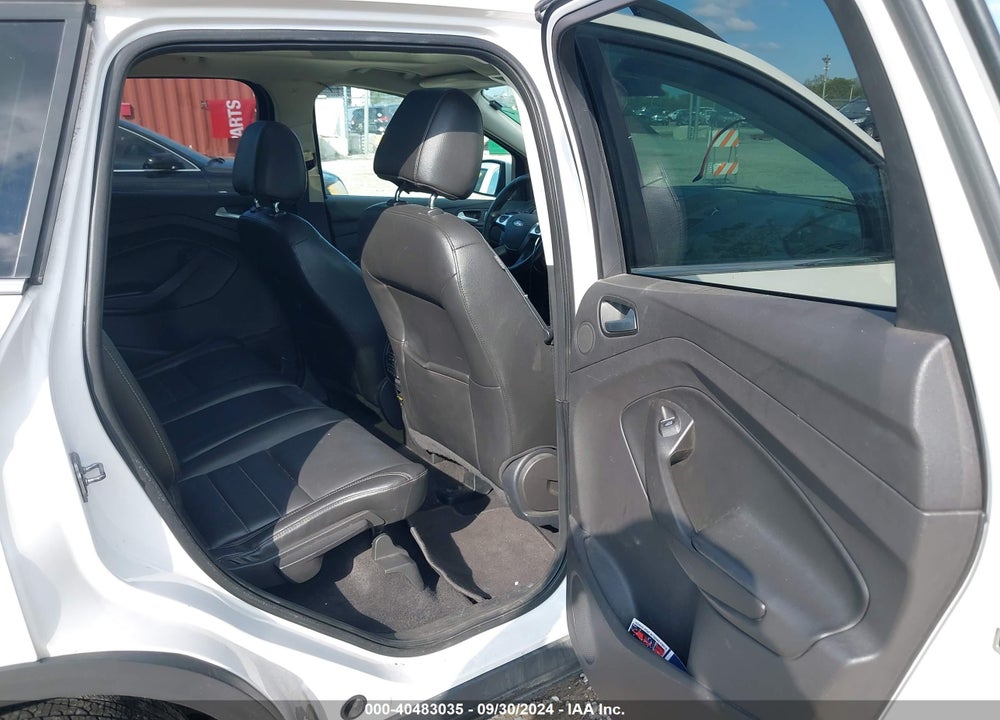 2015 FORD ESCAPE SE VIN: 1FMCU9G97FUA70571