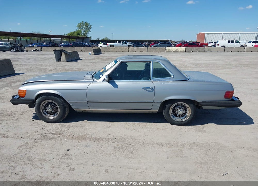 1984 MERCEDES-BENZ 380 SL VIN: WDBBA45A1EA006758