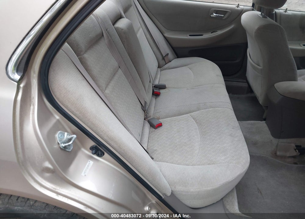 2002 HONDA ACCORD 2.3 LX VIN: 1HGCG66522A057975