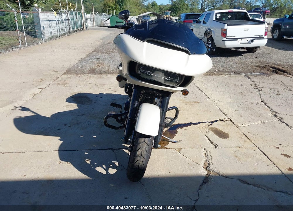 2022 HARLEY-DAVIDSON FLTRXS VIN: 1HD1KTP24NB615409