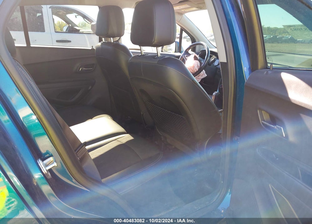 2019 CHEVROLET TRAX LT VIN: 3GNCJPSB4KL404501