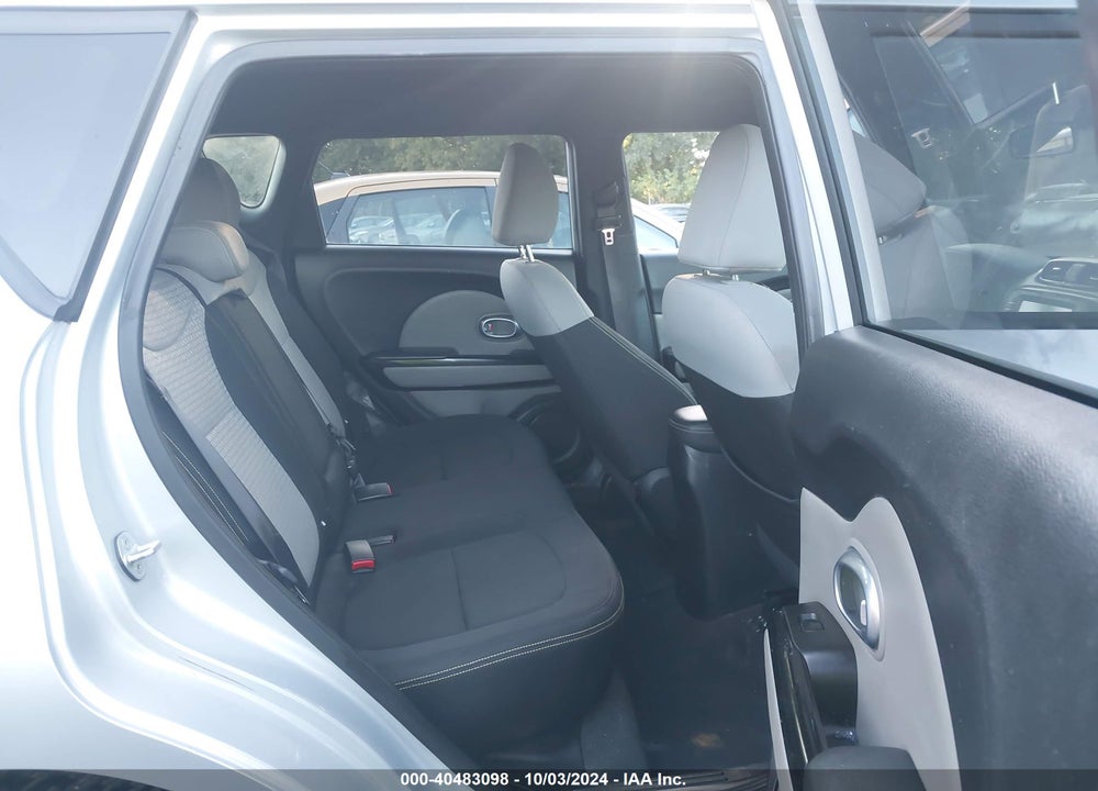 2014 KIA SOUL VIN: KNDJP3A55E7705869