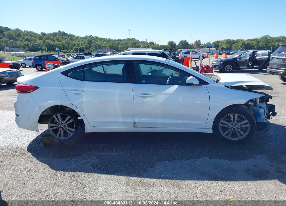 2018 HYUNDAI ELANTRA SEL VIN: 5NPD84LF1JH311877