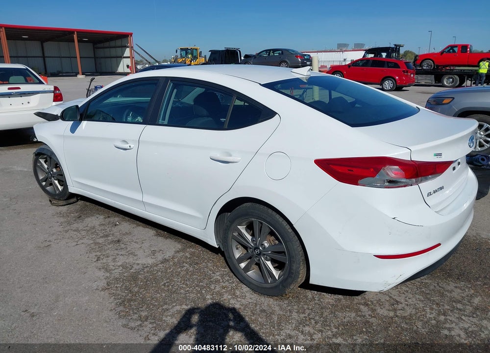 2018 HYUNDAI ELANTRA SEL VIN: 5NPD84LF1JH311877