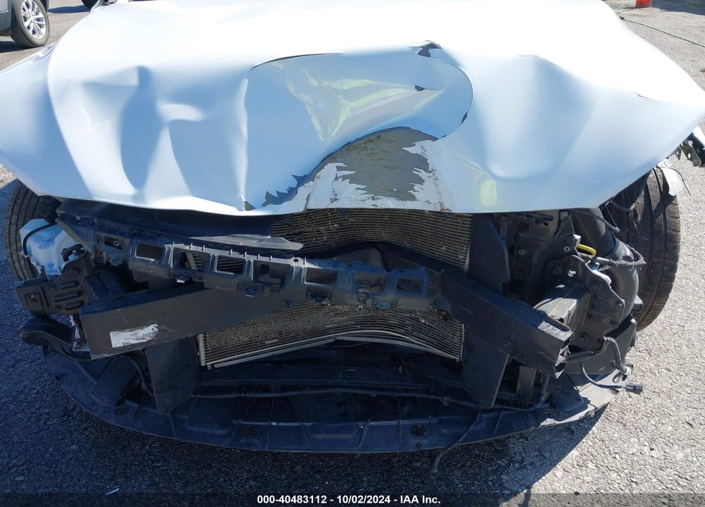 2018 HYUNDAI ELANTRA SEL VIN: 5NPD84LF1JH311877
