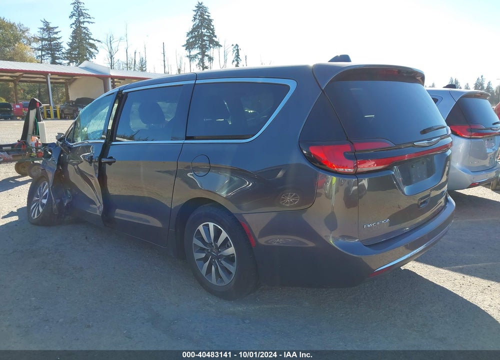 2022 CHRYSLER PACIFICA HYBRID TOURING L VIN: 2C4RC1L7XNR184194