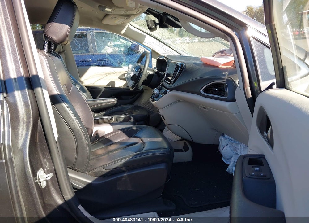 2022 CHRYSLER PACIFICA HYBRID TOURING L VIN: 2C4RC1L7XNR184194