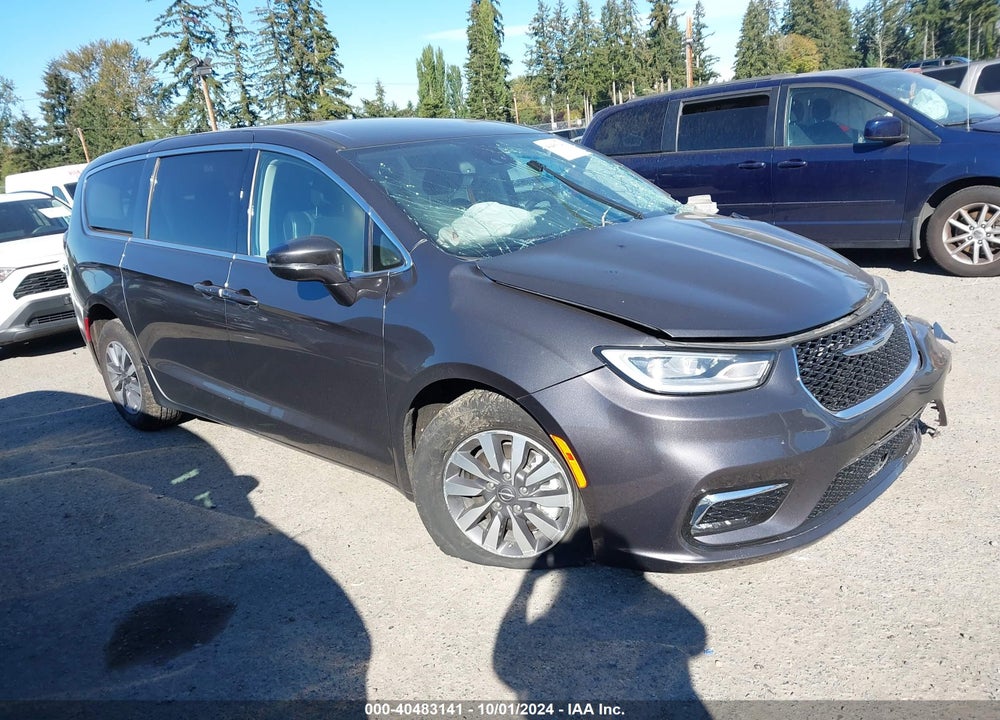 2022 CHRYSLER PACIFICA HYBRID TOURING L VIN: 2C4RC1L7XNR184194