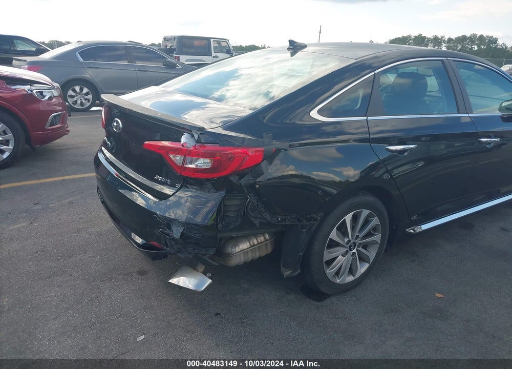 2015 HYUNDAI SONATA SPORT VIN: 5NPE34AF1FH236644