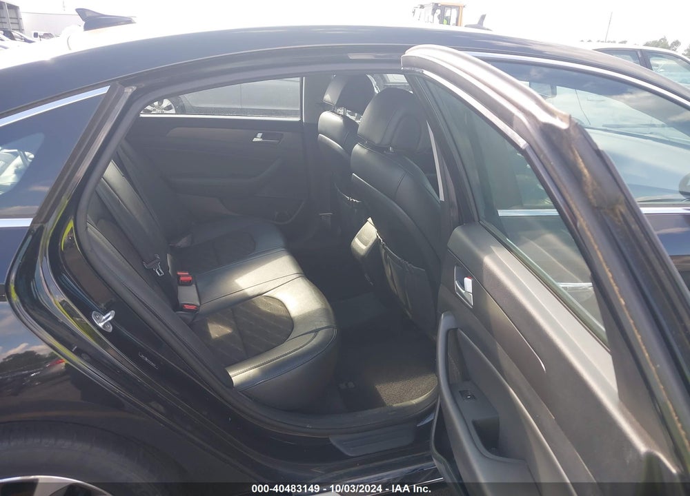 2015 HYUNDAI SONATA SPORT VIN: 5NPE34AF1FH236644