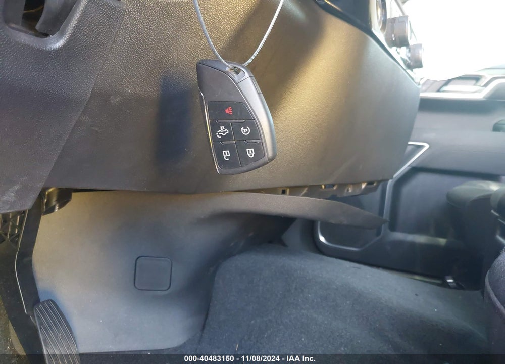 2022 CHEVROLET SILVERADO 1500 4WD STANDARD BED LT VIN: 3GCUDDED4NG654219