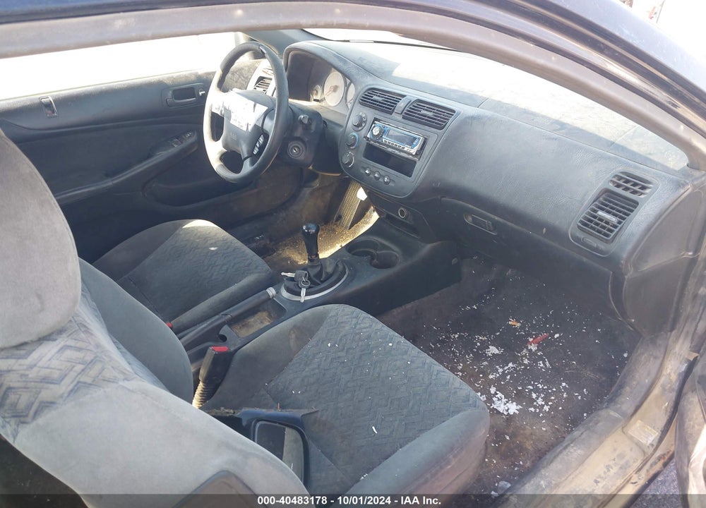 2001 HONDA CIVIC LX VIN: 1HGEM215X1L004607