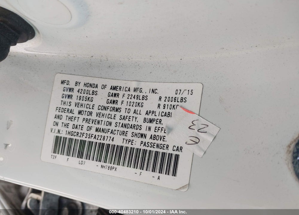2015 HONDA ACCORD LX VIN: 1HGCR2F35FA228774