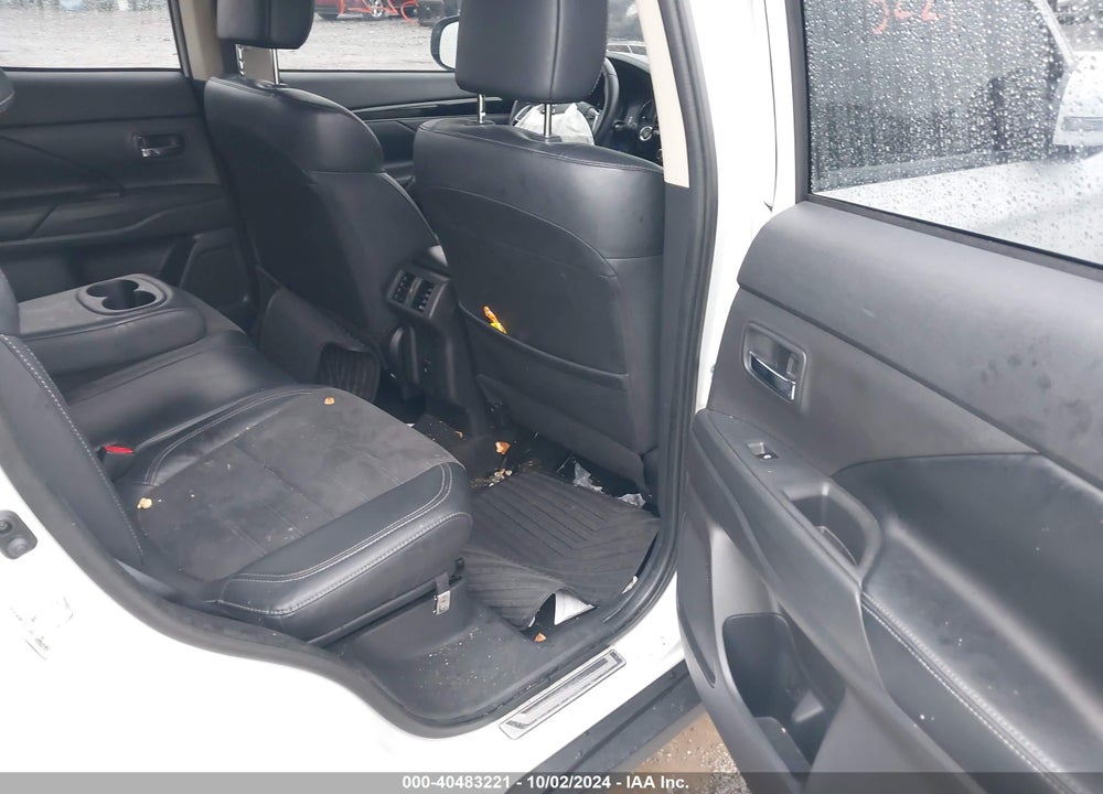 2020 MITSUBISHI OUTLANDER SE 2.4 VIN: JA4AZ3A3XLZ042285