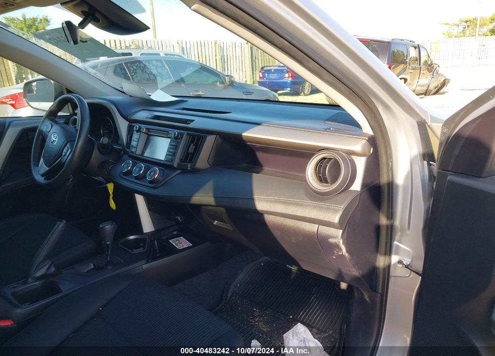 2017 TOYOTA RAV4 LE VIN: 2T3BFREVXHW559109
