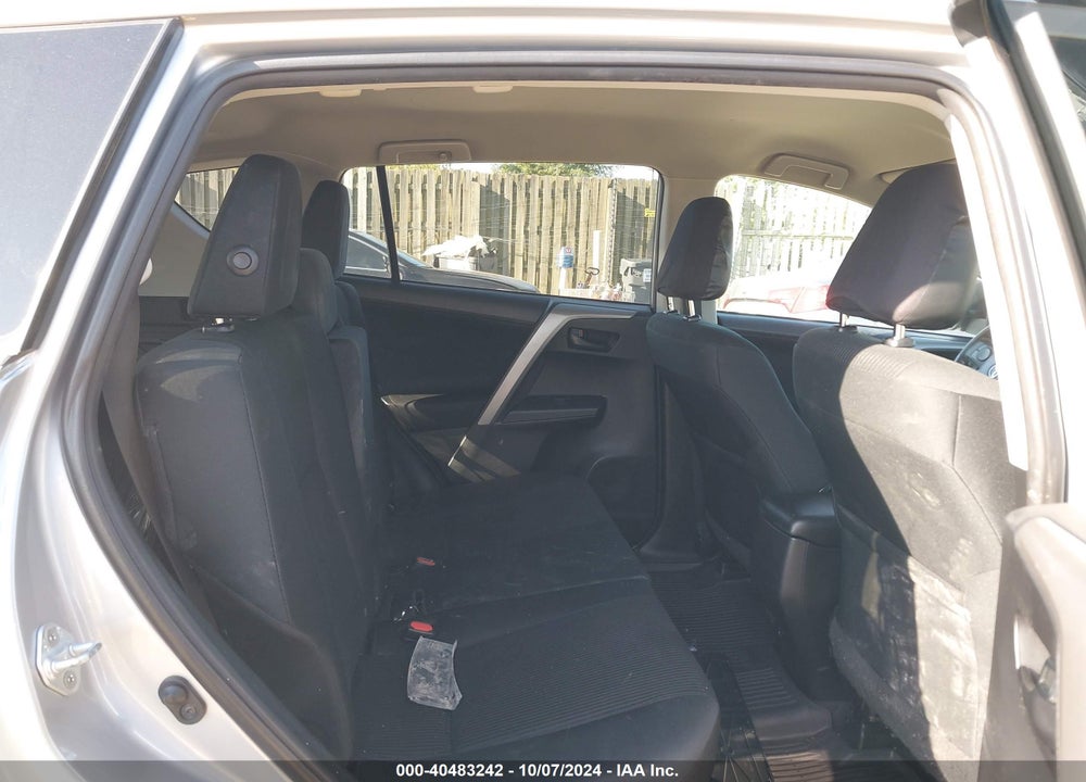 2017 TOYOTA RAV4 LE VIN: 2T3BFREVXHW559109