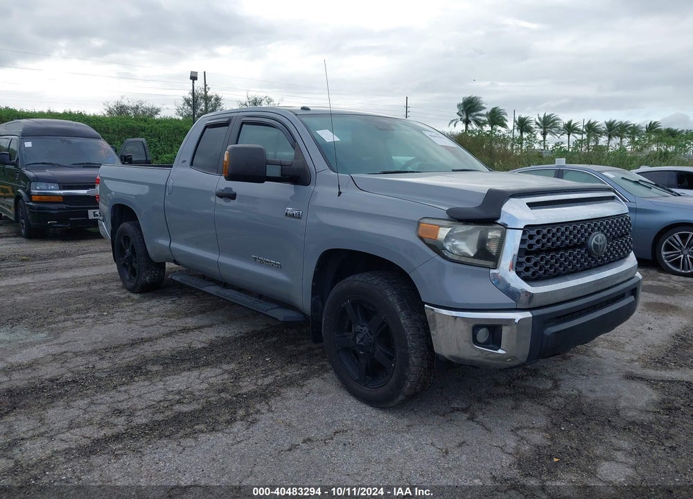 2018 TOYOTA TUNDRA SR5 5.7L V8 VIN: 5TFRY5F10JX238324