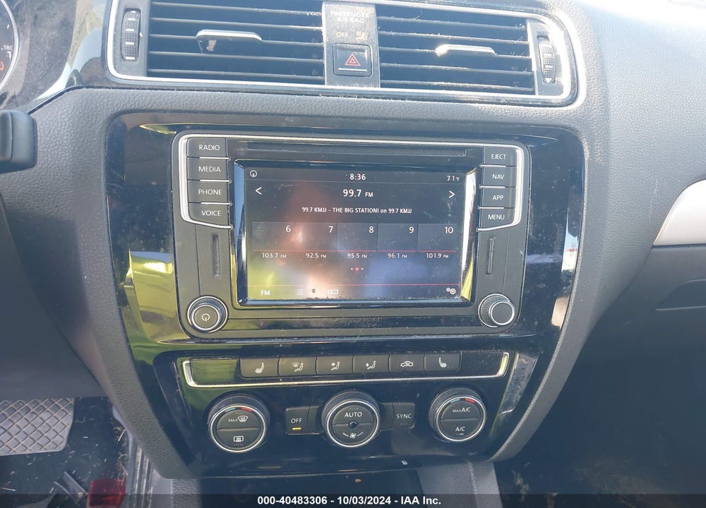2018 VOLKSWAGEN JETTA 1.8T SEL VIN: 3VWL17AJXJM212605