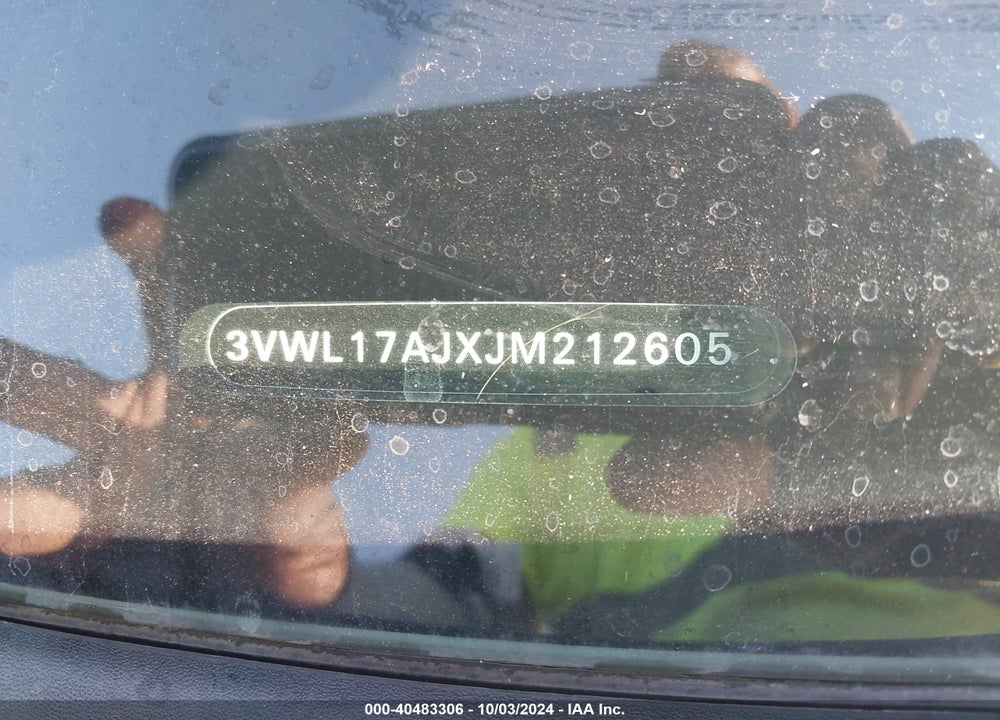 2018 VOLKSWAGEN JETTA 1.8T SEL VIN: 3VWL17AJXJM212605
