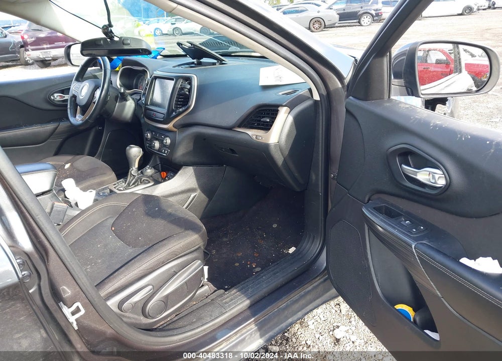 2016 JEEP CHEROKEE LATITUDE VIN: 1C4PJMCB6GW183220