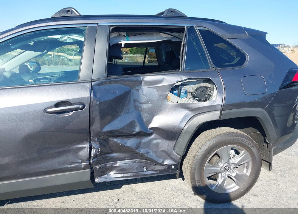 2024 TOYOTA RAV4 XLE VIN: 2T3W1RFV3RC291750