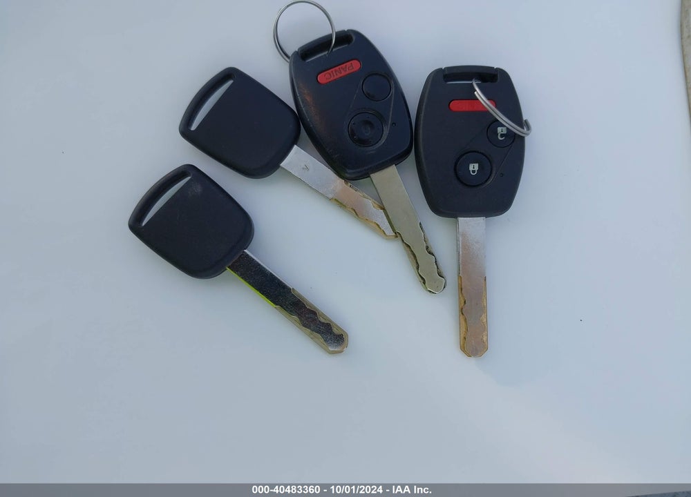 2010 HONDA CIVIC LX VIN: 2HGFG1B63AH501203