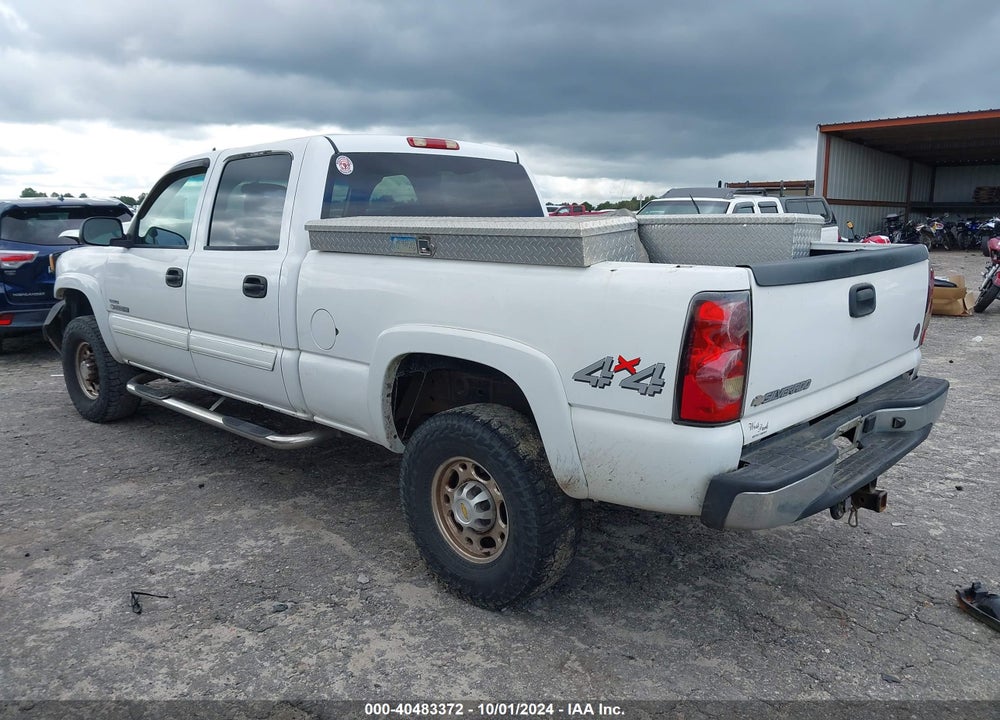 2006 CHEVROLET SILVERADO 2500HD LT3 VIN: 1GCHK23D56F180265