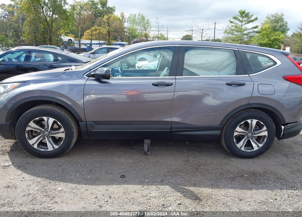 2017 HONDA CR-V LX VIN: 7FARW5H39HE005328