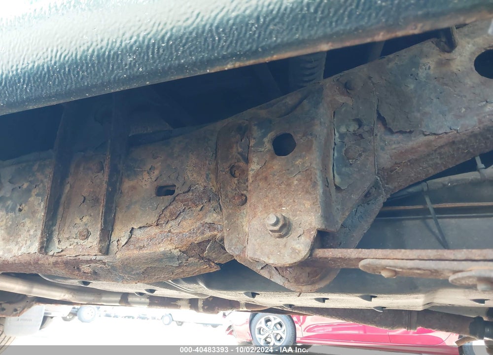 2001 TOYOTA TUNDRA SR5 V8 VIN: 5TBKT44111S139894