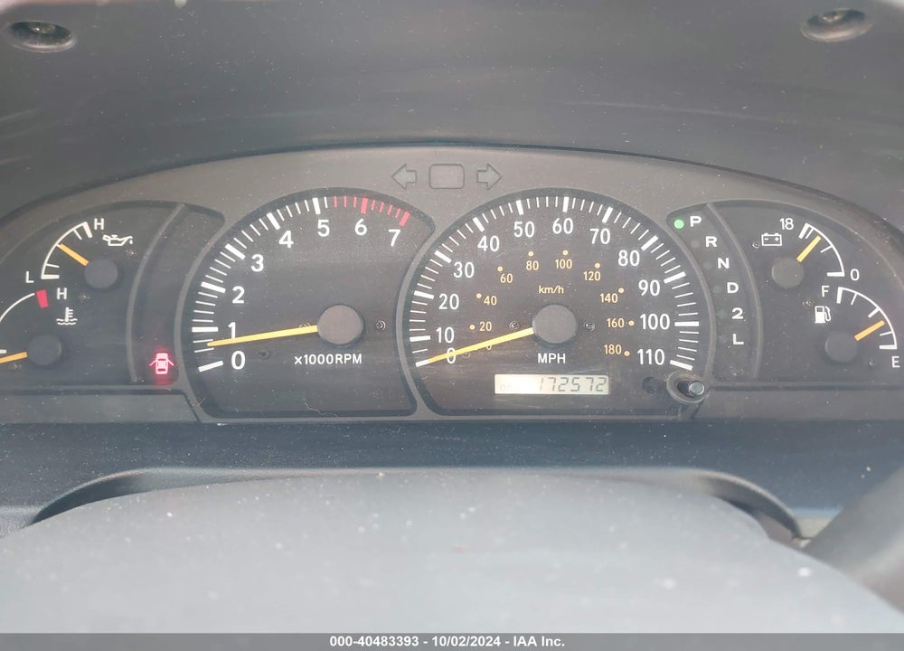 2001 TOYOTA TUNDRA SR5 V8 VIN: 5TBKT44111S139894
