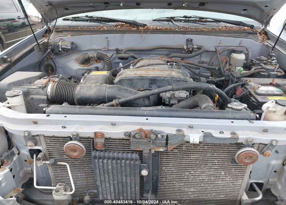 2000 TOYOTA TUNDRA SR5 V8 VIN: 5TBBT4414YS049407