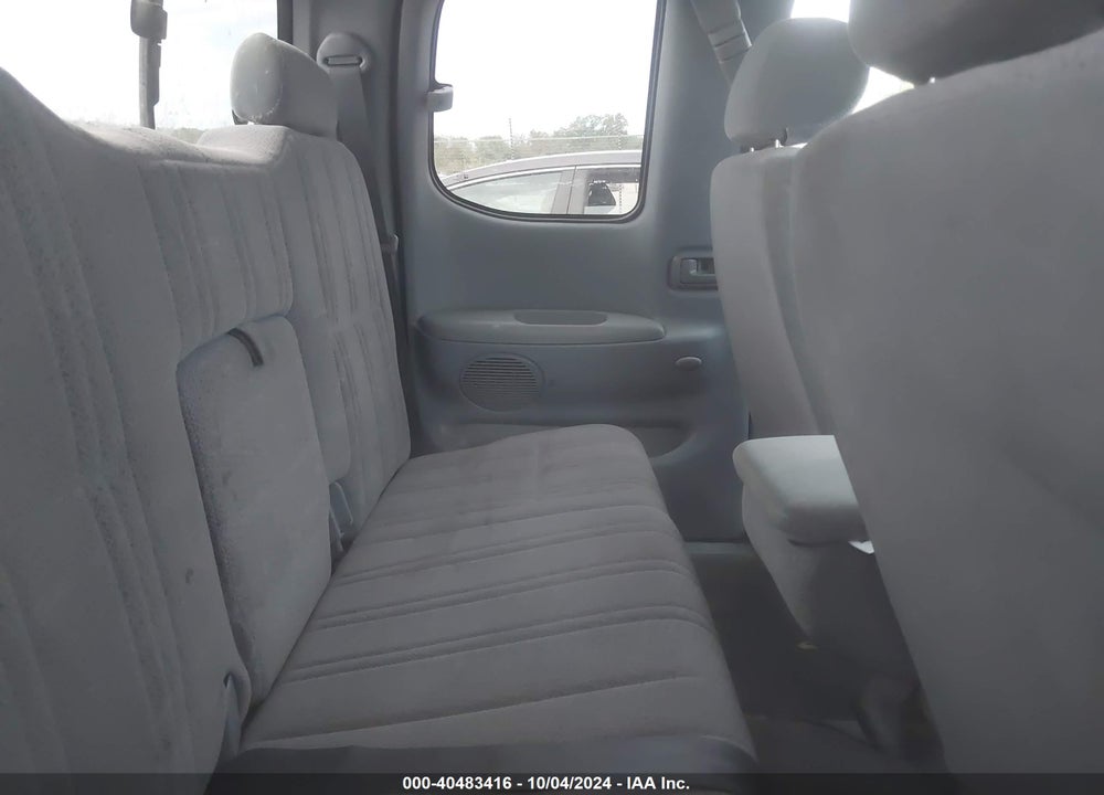 2000 TOYOTA TUNDRA SR5 V8 VIN: 5TBBT4414YS049407