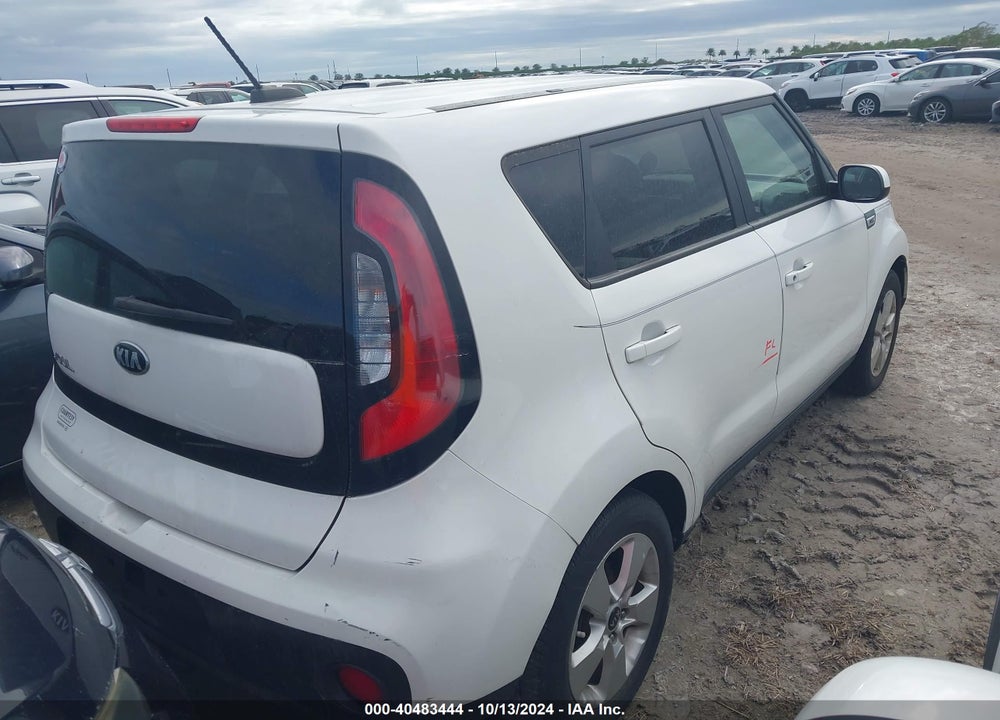 2018 KIA SOUL VIN: KNDJN2A2XJ7578472