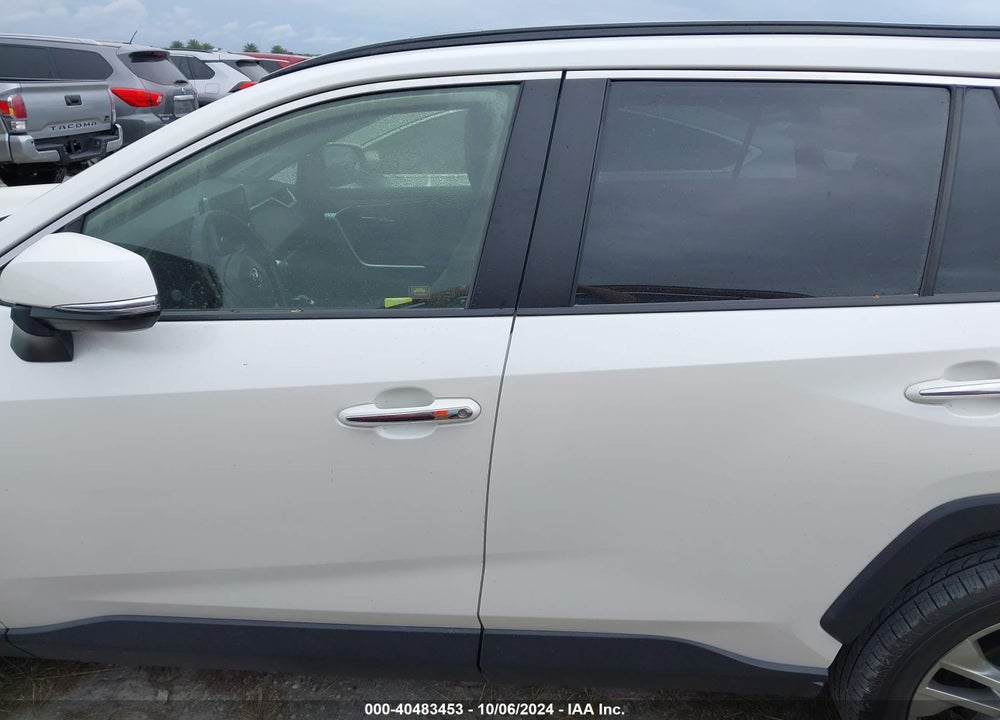 2021 TOYOTA RAV4 VIN: JTMY1RFV2MD083713