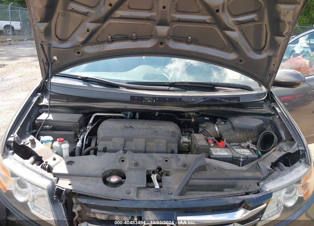 2017 HONDA ODYSSEY SE VIN: 5FNRL5H34HB010196
