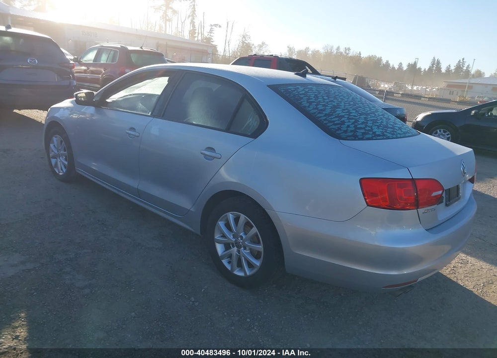 2011 VOLKSWAGEN JETTA 2.5L SE VIN: 3VWDZ7AJ7BM318279