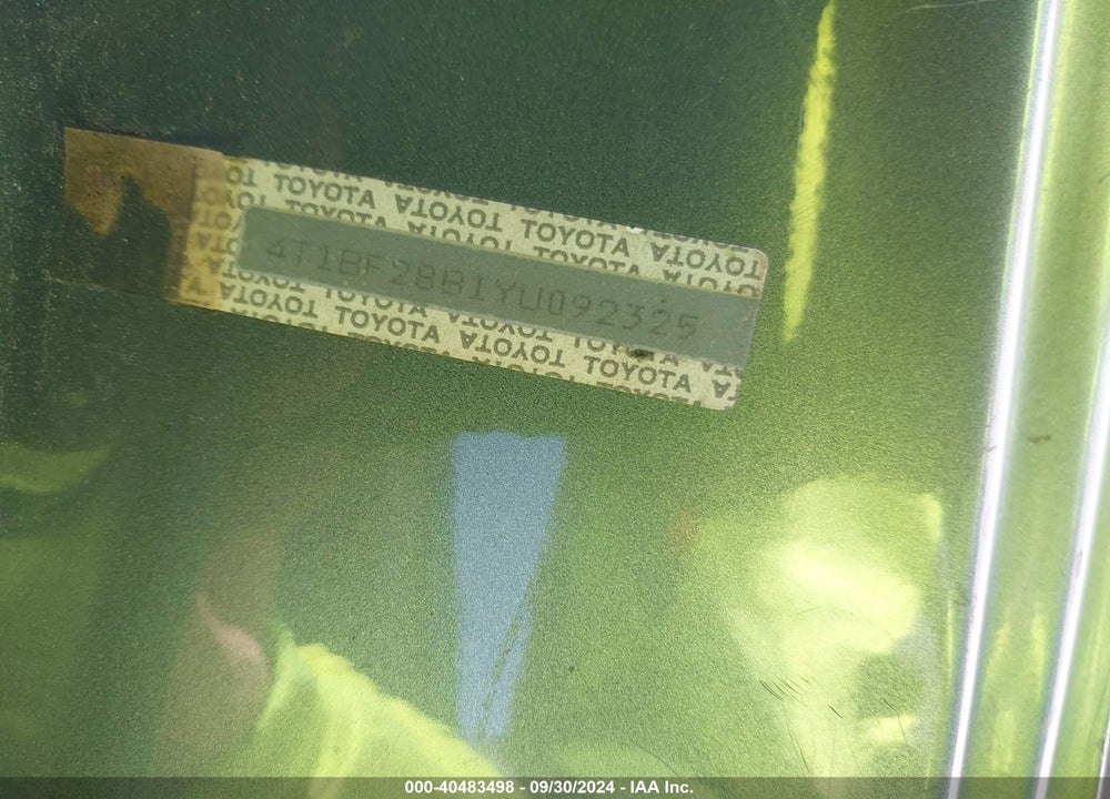 2000 TOYOTA AVALON XL VIN: 4T1BF28B1YU092325