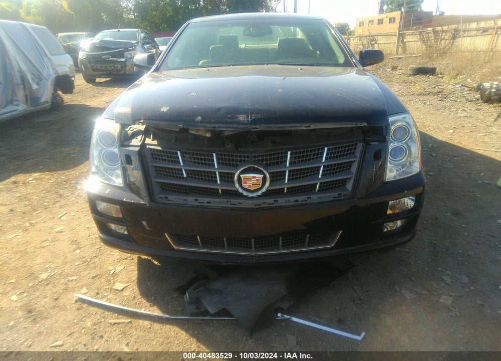 2010 CADILLAC STS LUXURY PACKAGE VIN: 1G6DU6EVXA0133818