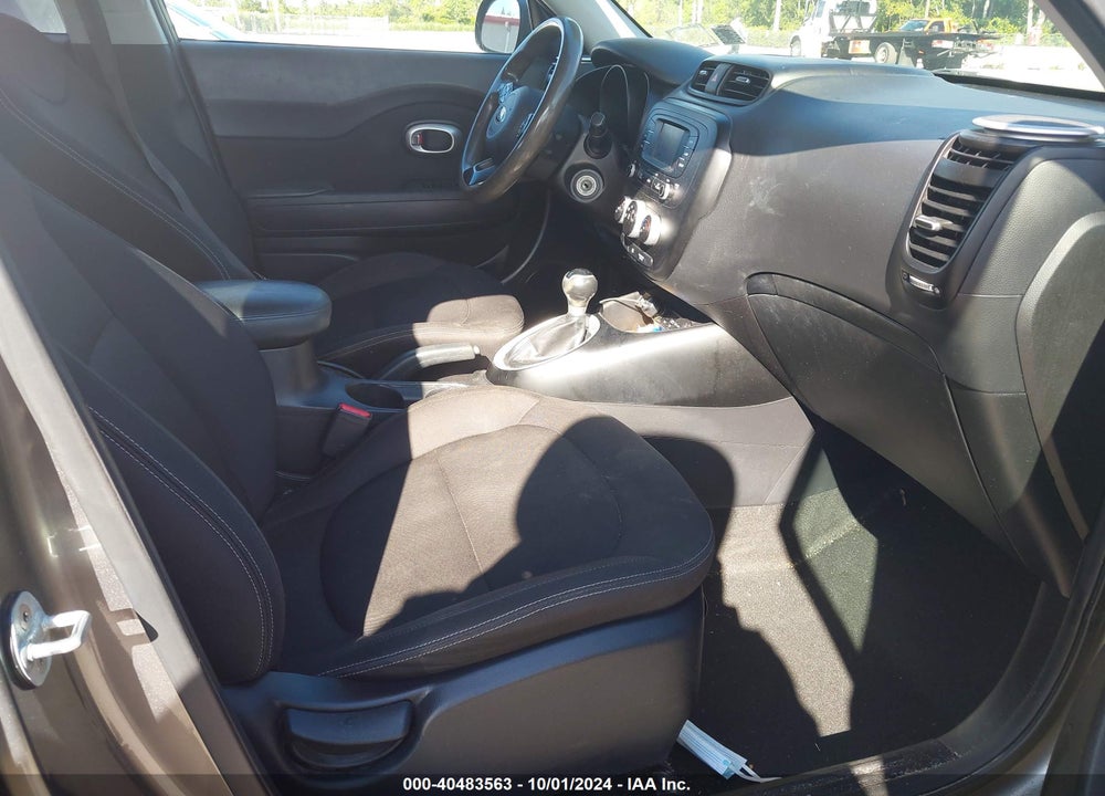 2016 KIA SOUL VIN: KNDJN2A28G7308469