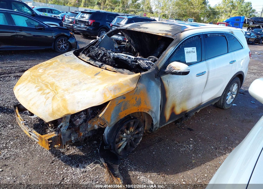 2019 KIA SORENTO 3.3L LX VIN: 5XYPGDA50KG527349