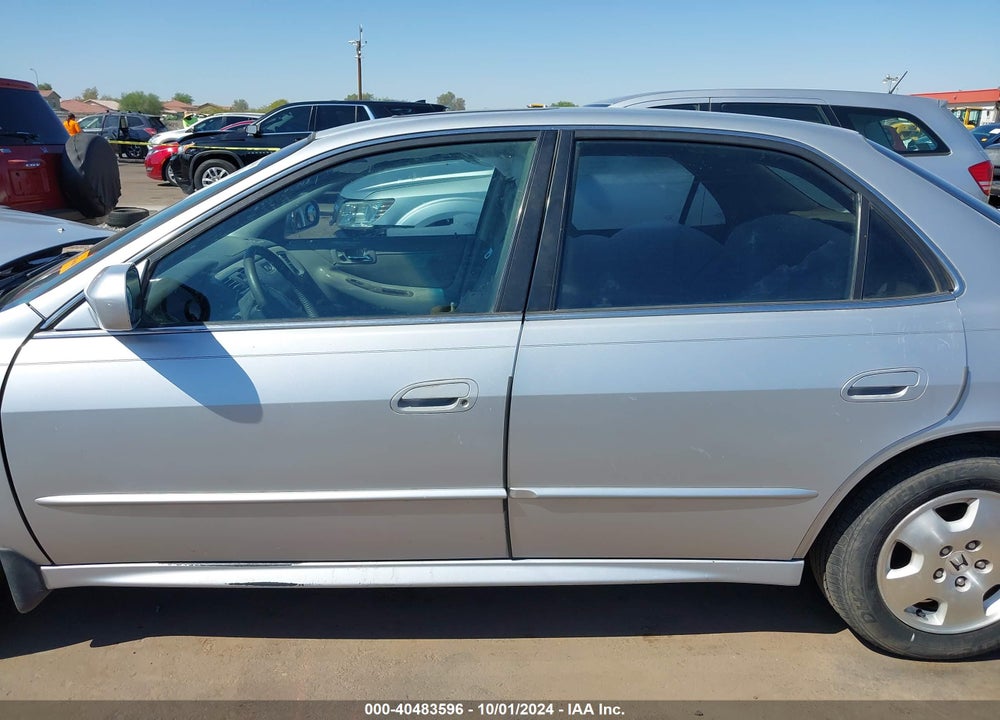 2002 HONDA ACCORD 3.0 EX VIN: 1HGCG16522A065111