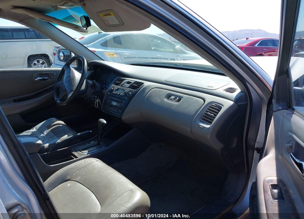 2002 HONDA ACCORD 3.0 EX VIN: 1HGCG16522A065111