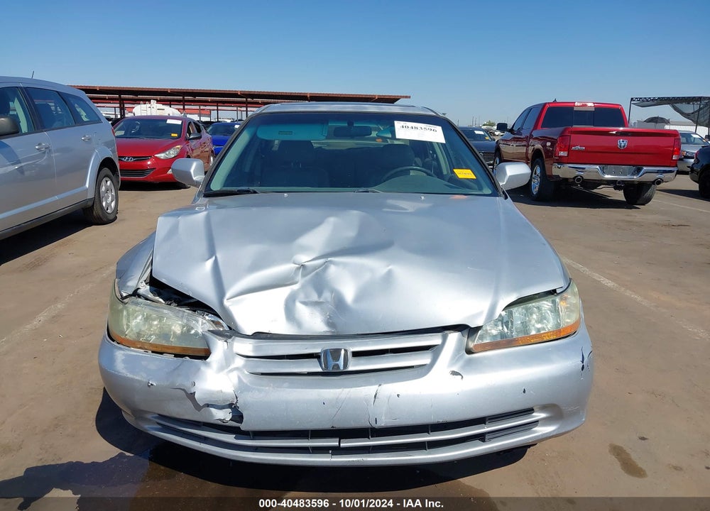 2002 HONDA ACCORD 3.0 EX VIN: 1HGCG16522A065111