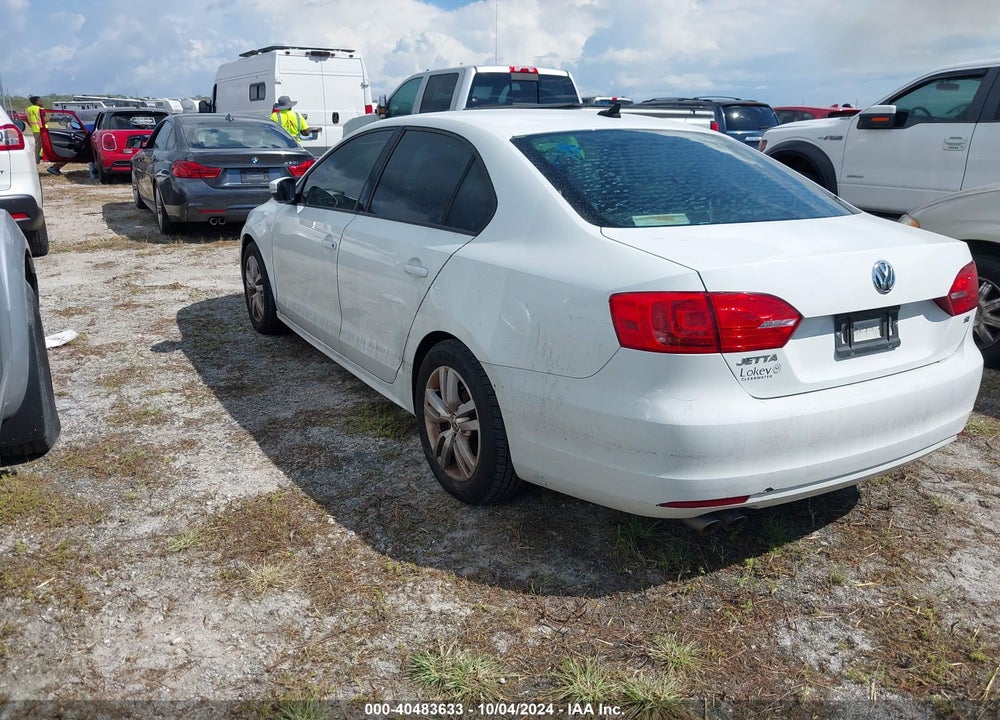 2014 VOLKSWAGEN JETTA 1.8T SE VIN: 3VWB07AJ5EM329223