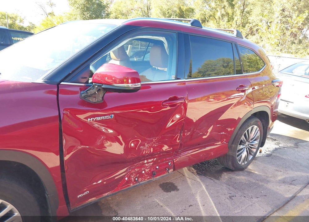 2020 TOYOTA HIGHLANDER HYBRID PLATINUM VIN: 5TDEBRCH6LS012001
