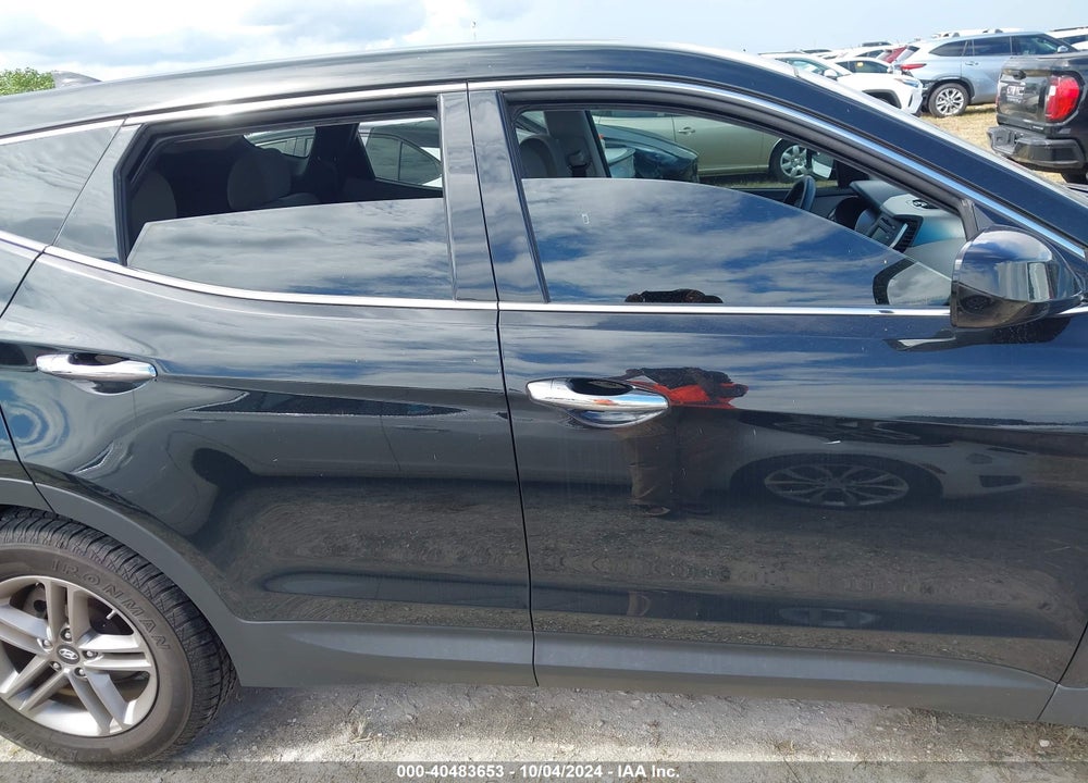 2017 HYUNDAI SANTA FE SPORT 2.4L VIN: 5NMZT3LB2HH027967