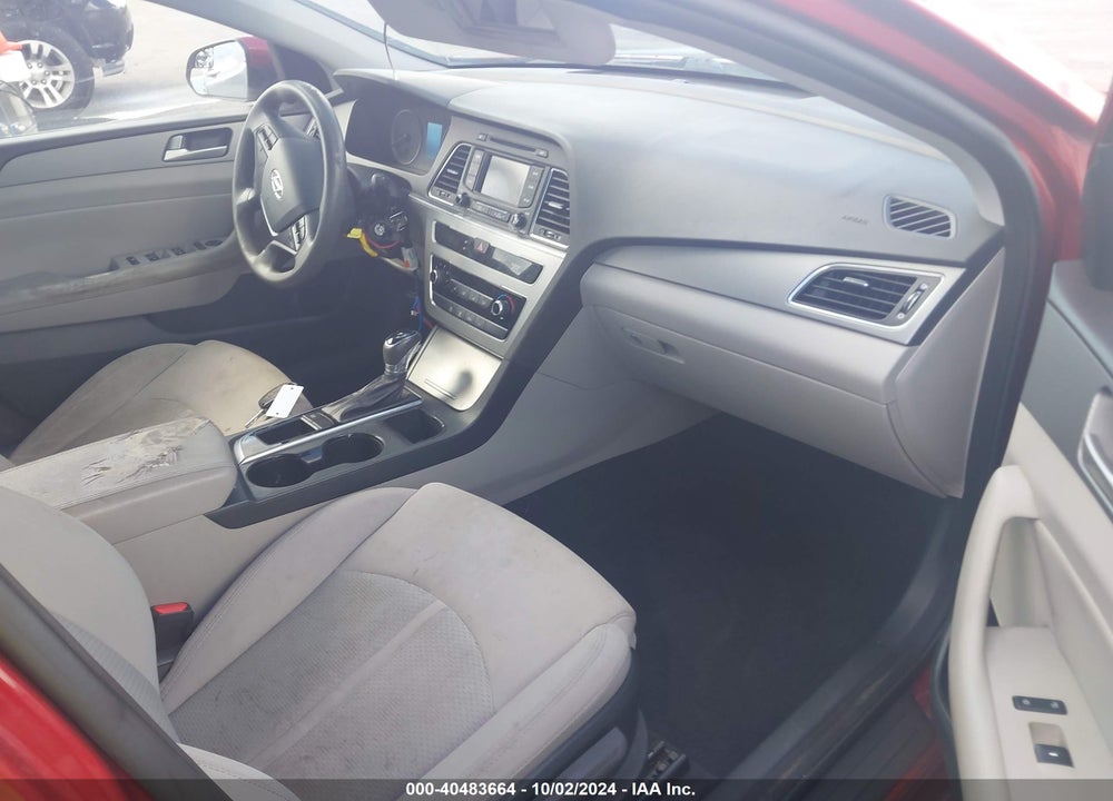 2015 HYUNDAI SONATA SE VIN: 5NPE24AF6FH158364